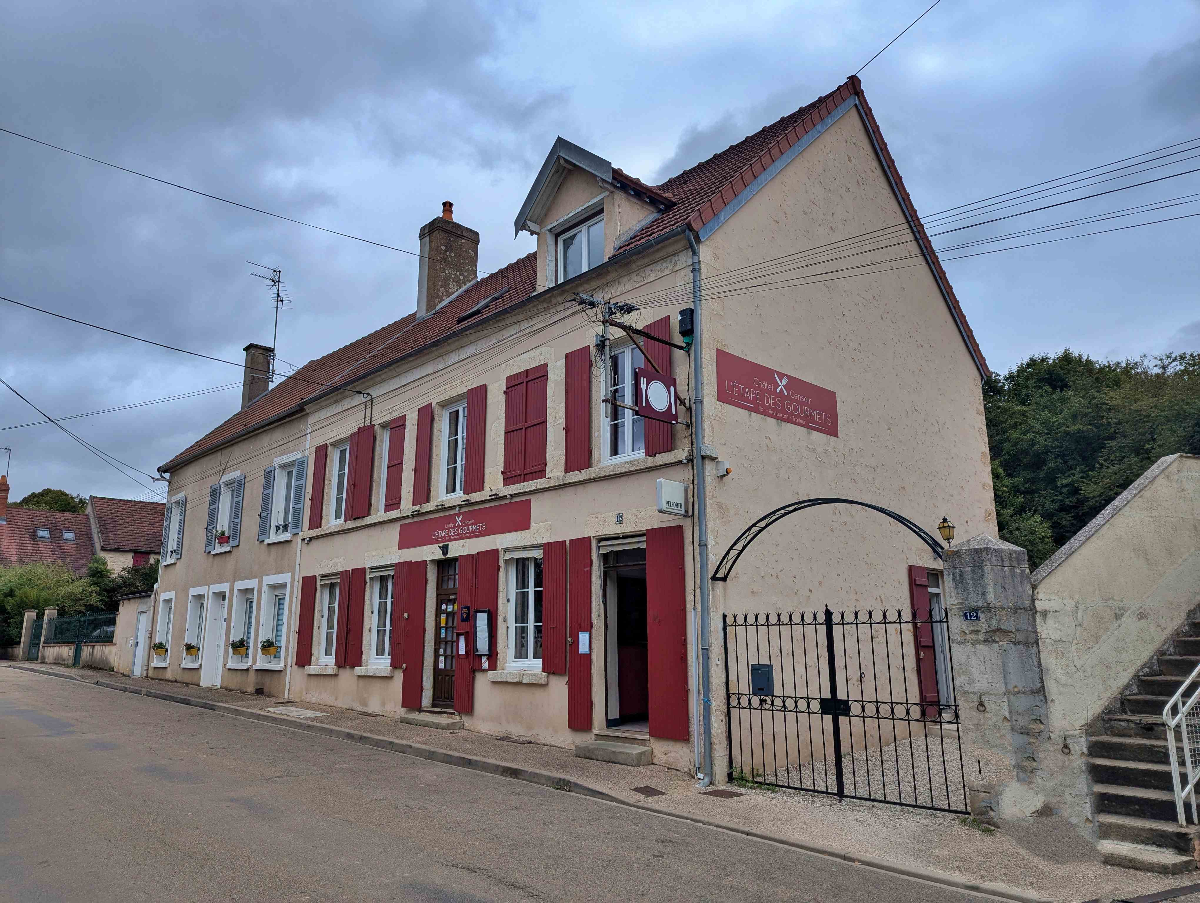 Restaurant à vendre fonds+murs Sud Yonne