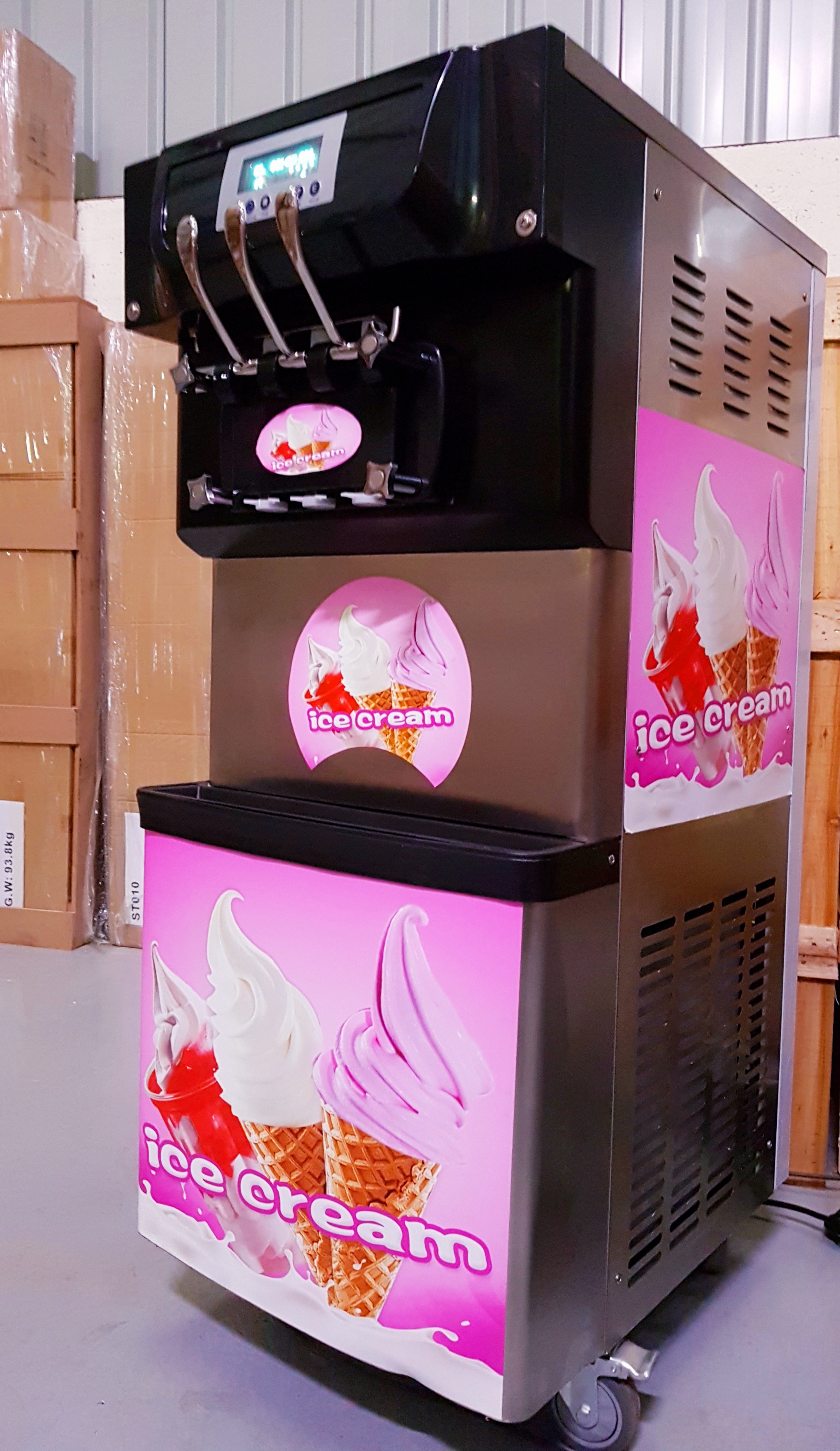 Machine à Glaces italienne 2700w NEUVE 