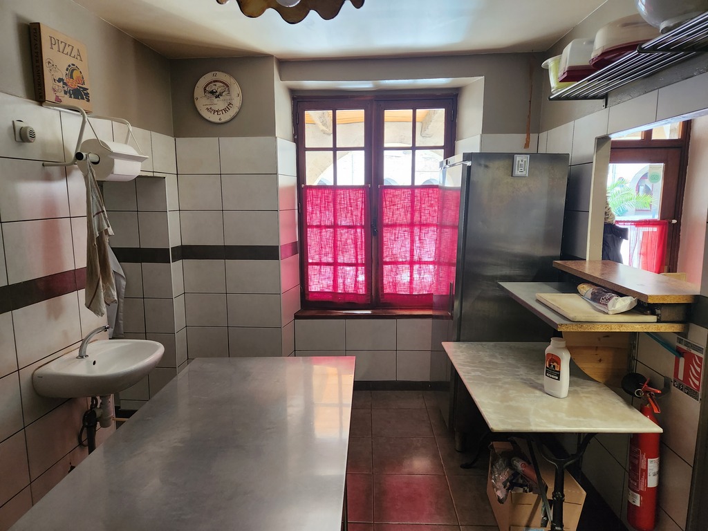 Restaurant dans joli village du Lot et Garonne